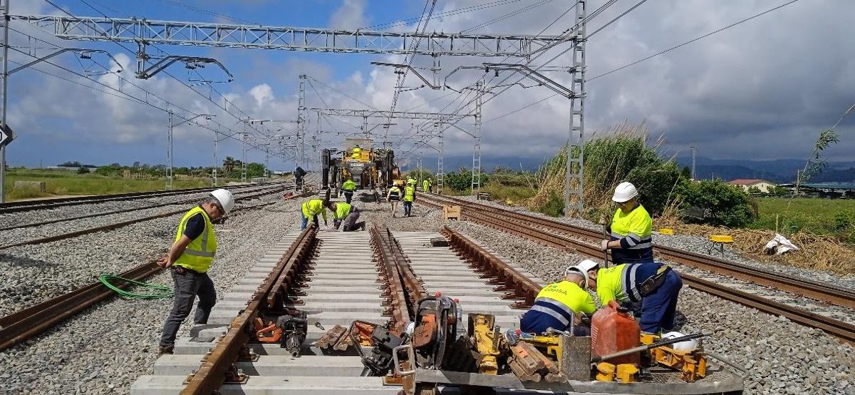 El Ministerio de Transportes ejecuta el acceso ferroviario a la T1 del aeropuerto de Barcelona-El Prat