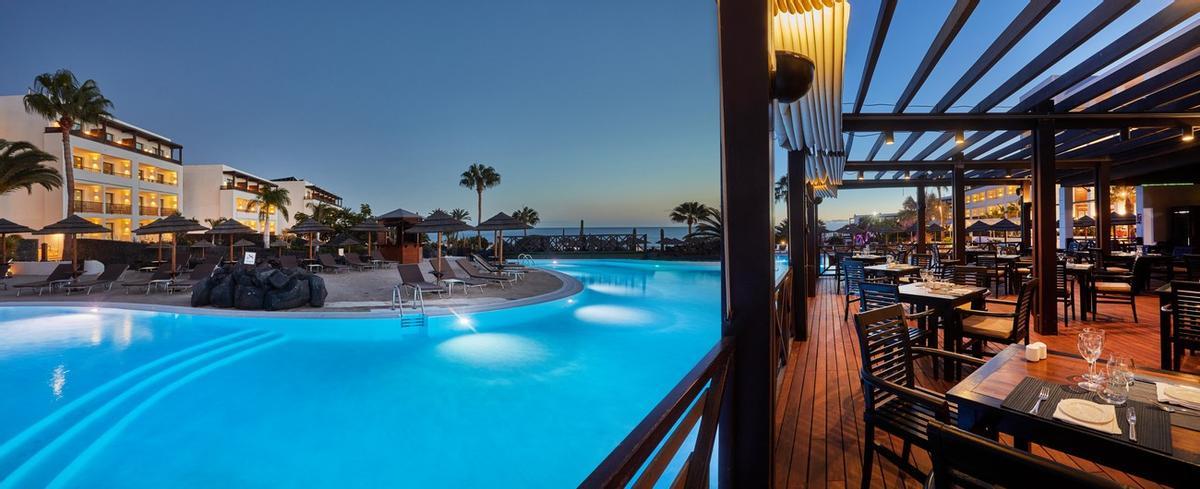 Este hotel cinco estrellas en Lanzarote ofrece una experiencia gastronómica de calidad,