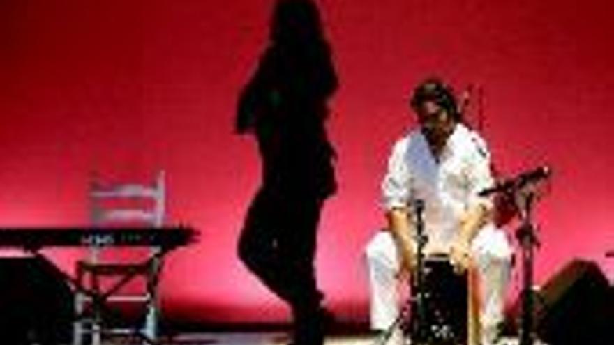 Badajoz asiste a la historia del flamenco en versión de Canales