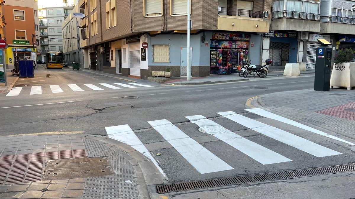 Repintado de calles para la mejora de la seguridad vial.