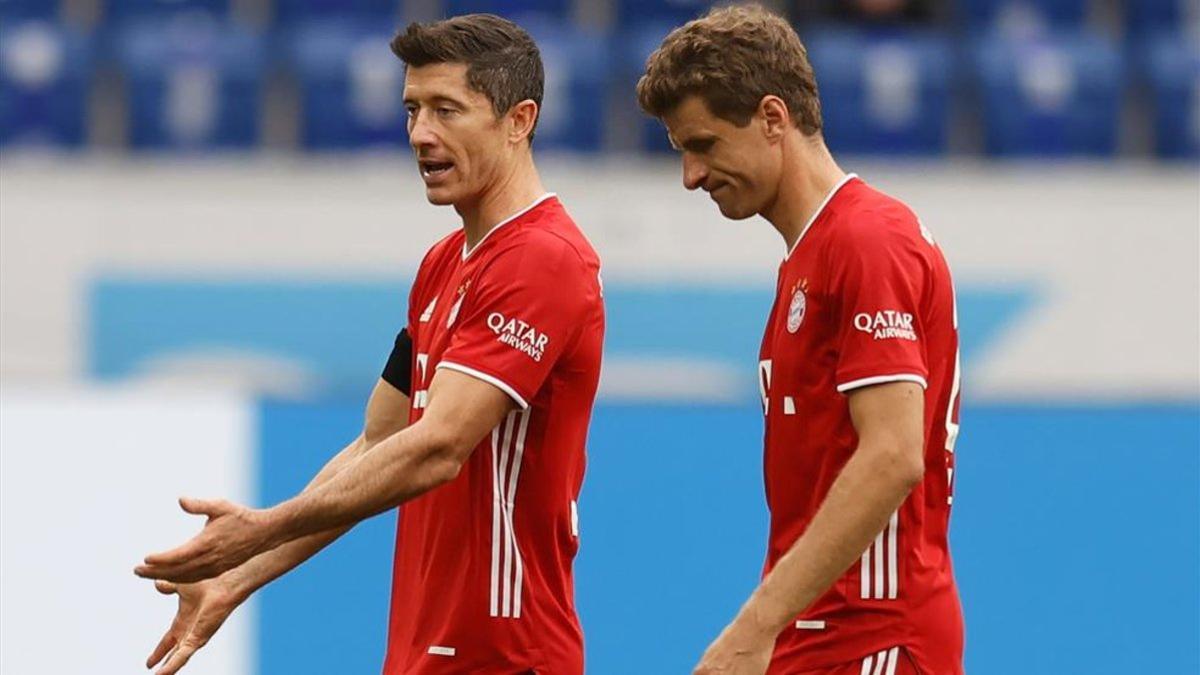 Lewandowski y Müller, sin recambios