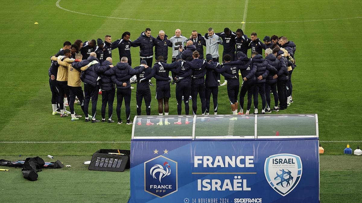 Entrenamiento de la selección francesa en la víspera del partido contra Israel