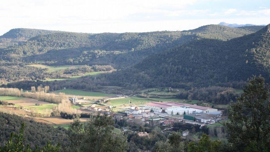 Sant Aniol vol habilitar tres pisos de lloguer social en un immoble buit de l’INCASÒL