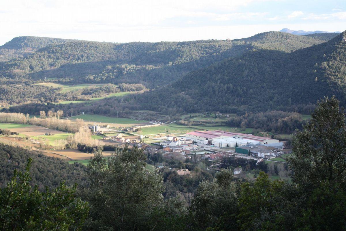 Els habitatges es troben a Sant Esteve de Llémena.