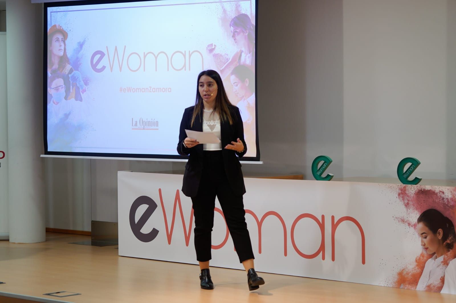 GALERÍA | El eWoman de Zamora, en imágenes