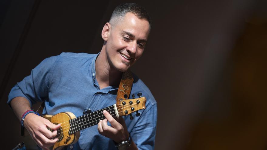 Germán López expande con su quinto álbum ‘Alma’ los límites del timple