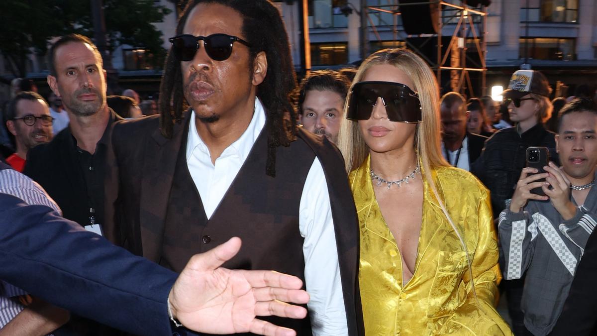 La madre de Jay Z (suegra de Beyoncé) se ha casado: así es la nueva madrastra del rapero