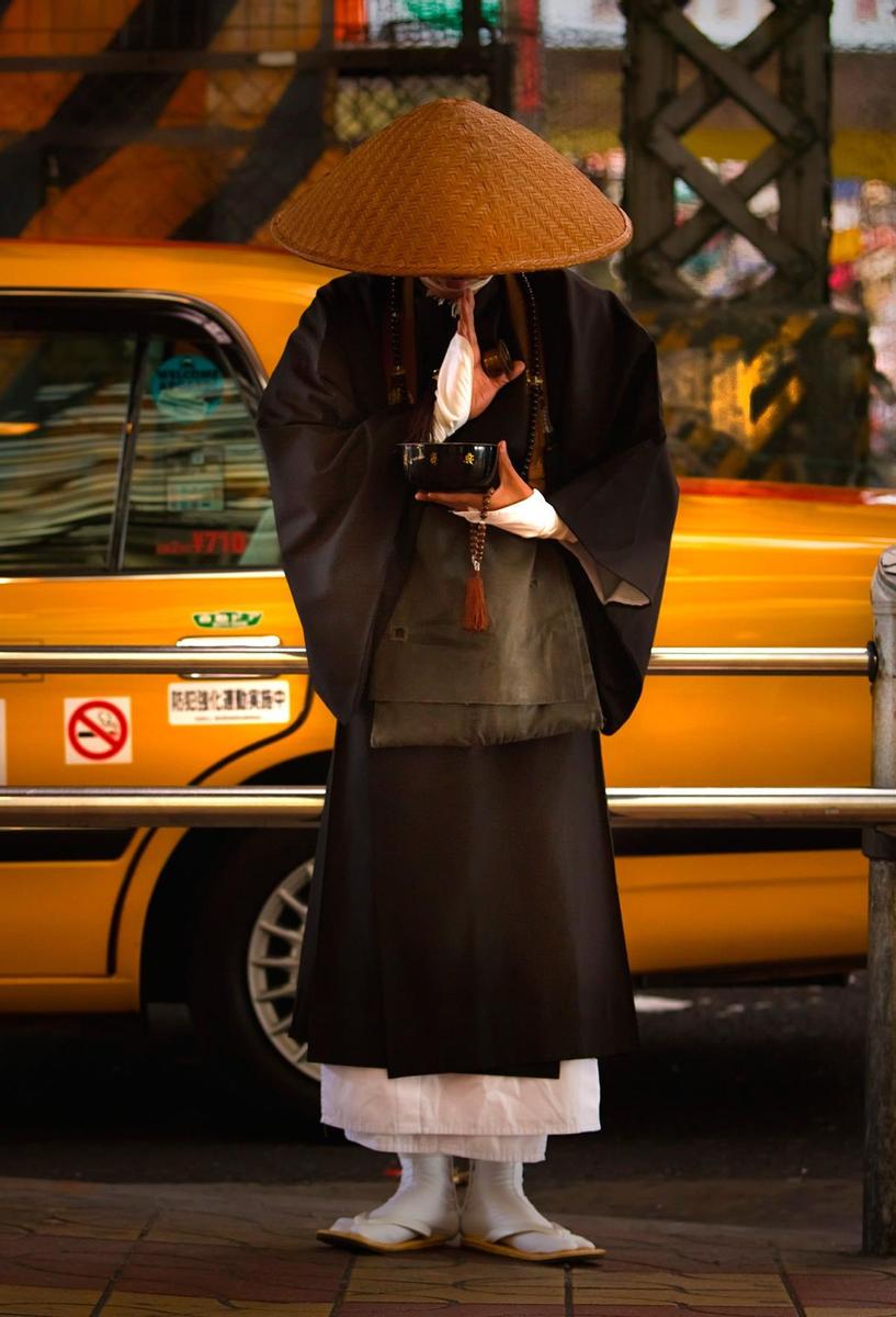 Traje tradicional en el distrito de Ueno