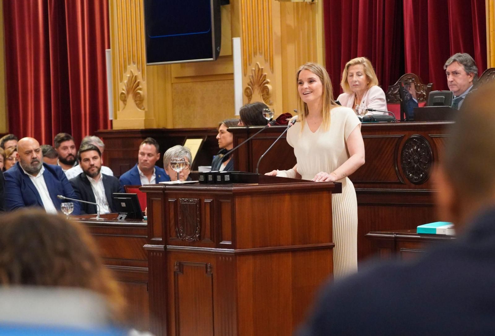 Marga Prohens, presidenta del Govern tras la abstención de Vox