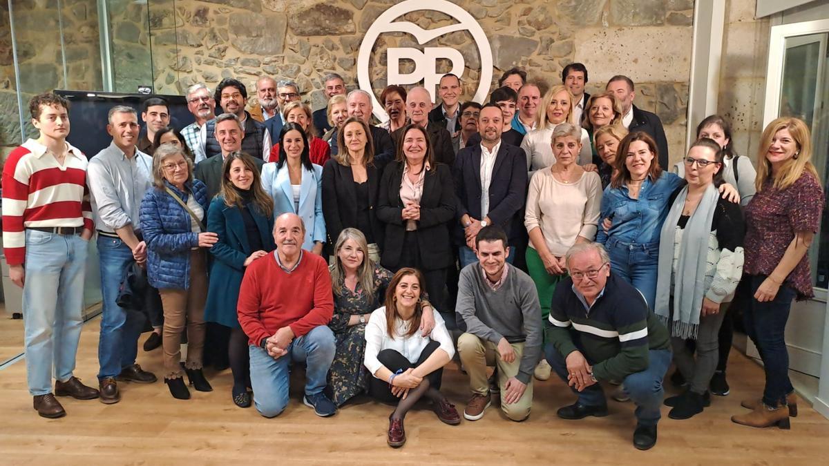 Foto de familia del PP de Vigo.