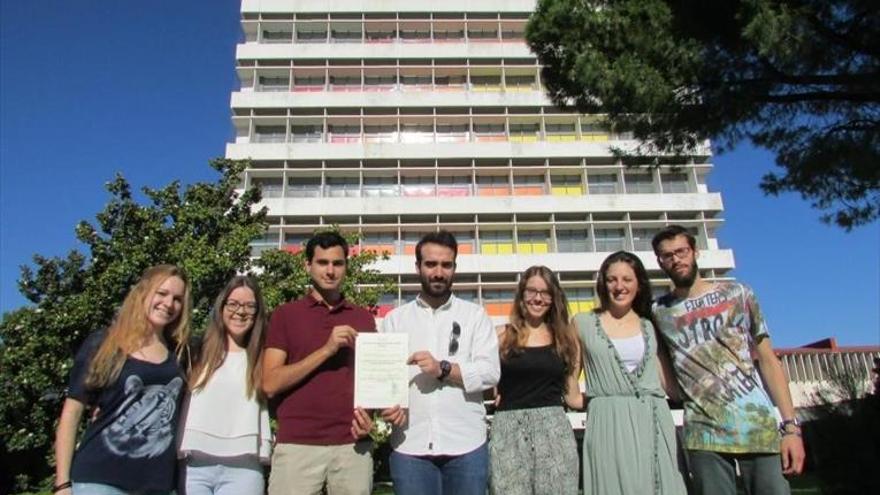 El programa Trébol premia la labor del Consejo de Estudiantes de Medicina