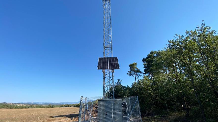 Riner instal·la dues torres de telecomunicacions per millorar la recepció d’internet de banda ampla