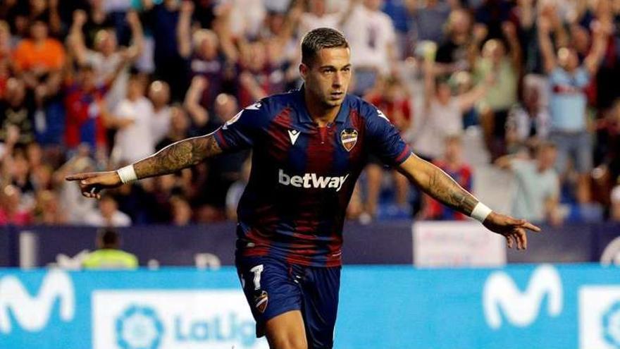 Sergio León, entre Valladolid, Huesca, Sporting y Eibar