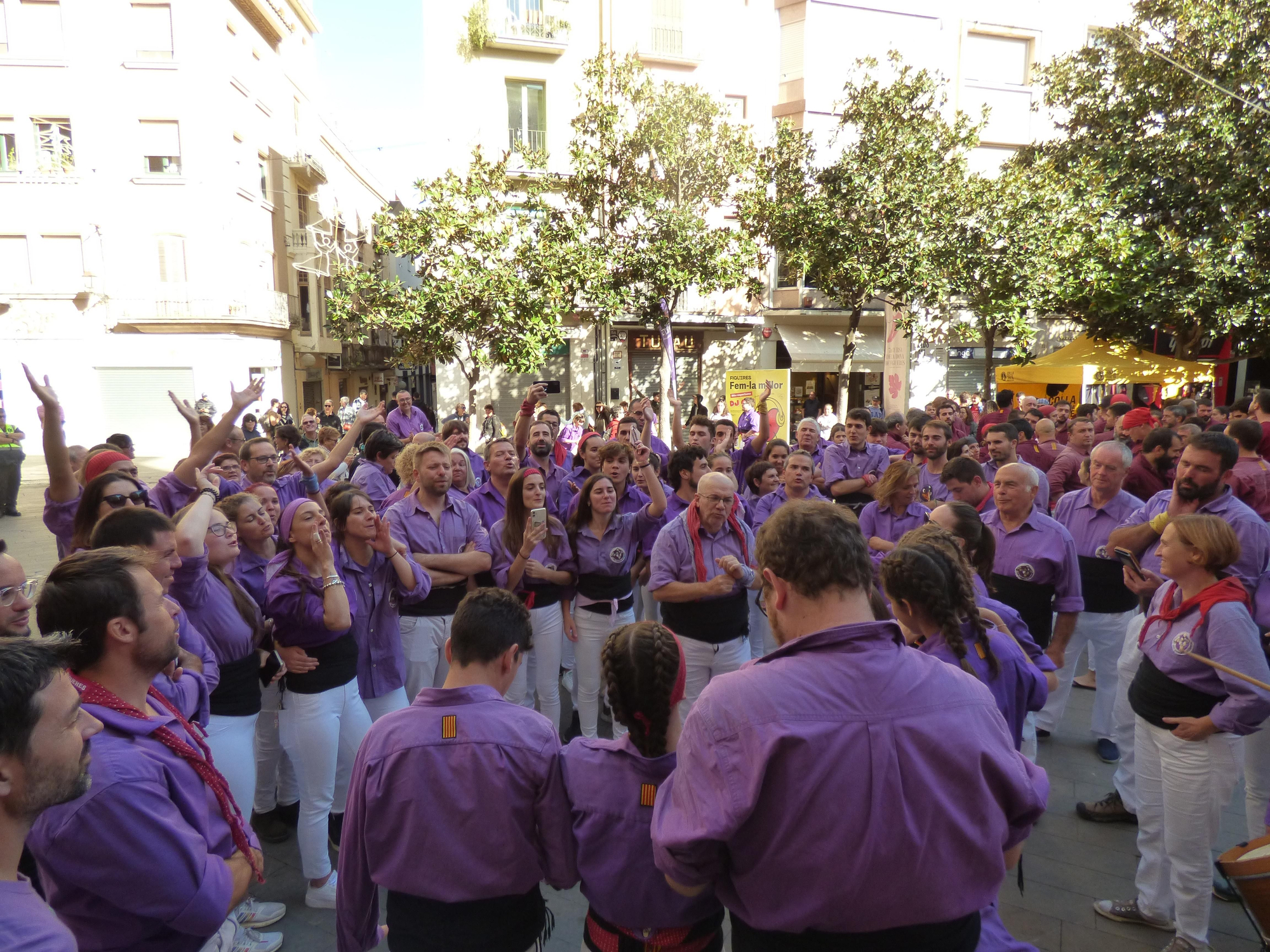 Els Merlots de Figueres celebren el final de temporada acompanyats de la Colla Jove de Barcelona i els Maduixots