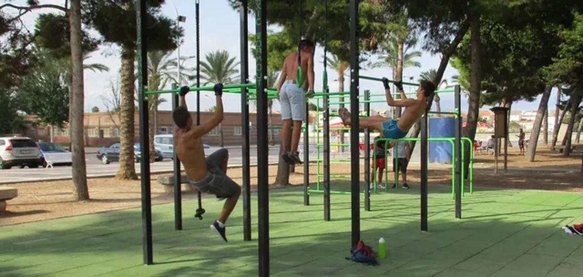Imagen de archivo de un parque de calistenia.