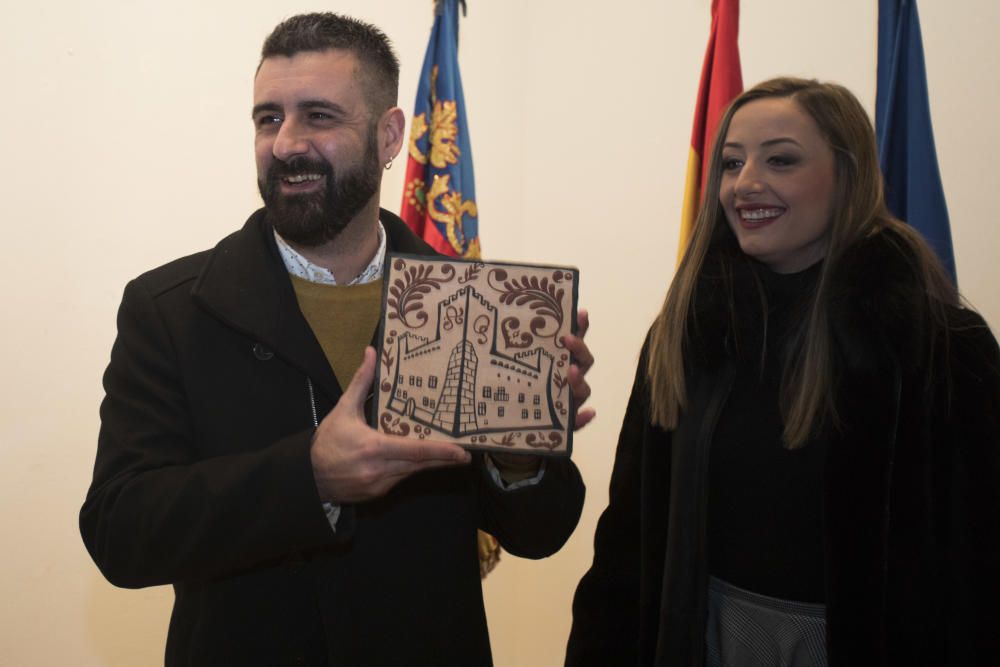 Las fallas toman el Castell de Alaquàs