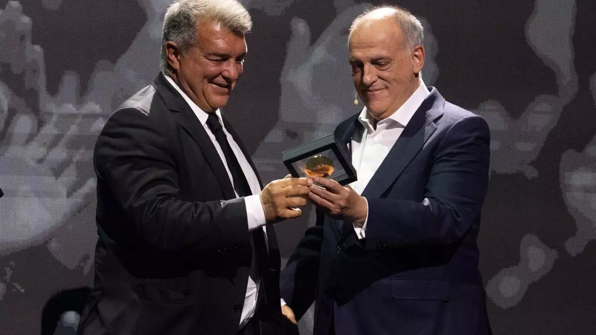 Tebas confirma al Barça que estará en el 1:1