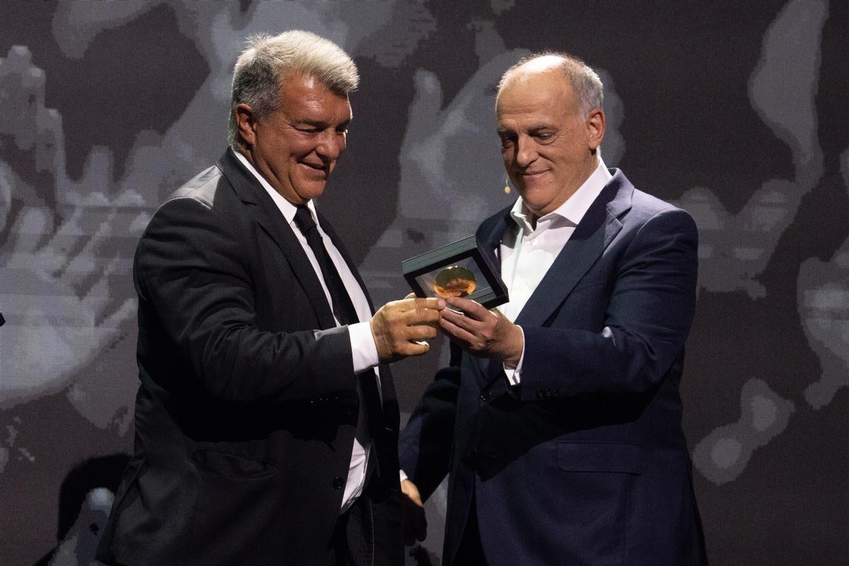 Joan Laporta y Javier Tebas durante un acto de LaLiga