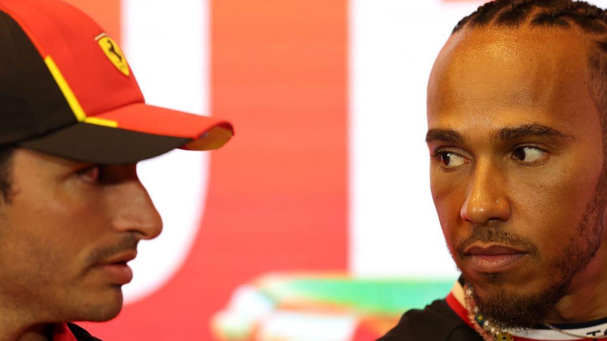 Hamilton quiere el mono rojo de Sainz