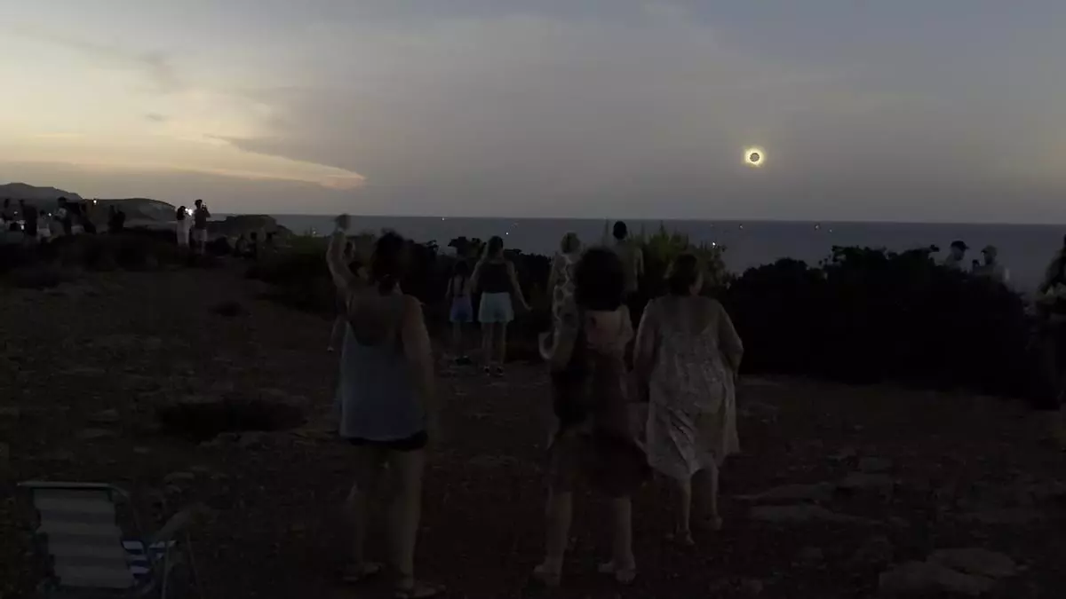 Espectacular eclipse total de Sol en Ibiza: un hechizo inolvidable en Portinatx
