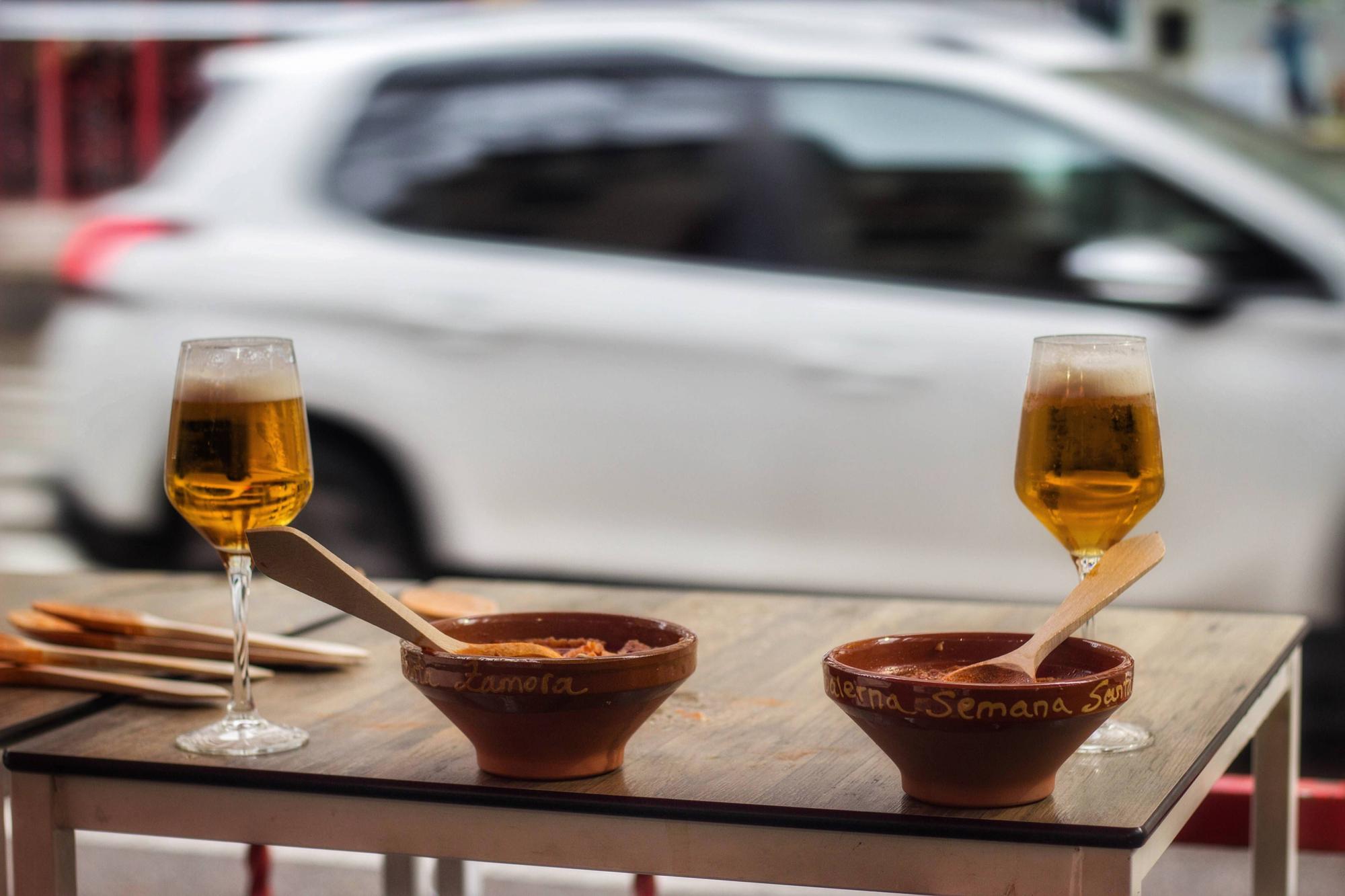 GALERÍA | Sopas de ajo en las Tres Cruces, pero sin procesión