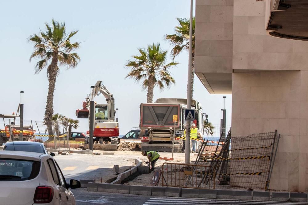 El aspecto de la renovación es similar a los paseos de Juan Aparicio y de la playa del Cura y ha costado un millón de euros