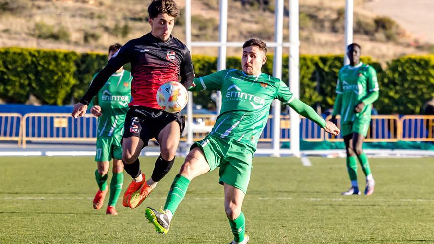 La Nucía suma un punto que sabe a poco en el Camilo Cano (1-1)