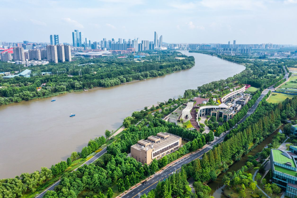 El río Yangtsé es uno de los más caudalosos y transitados del mundo.