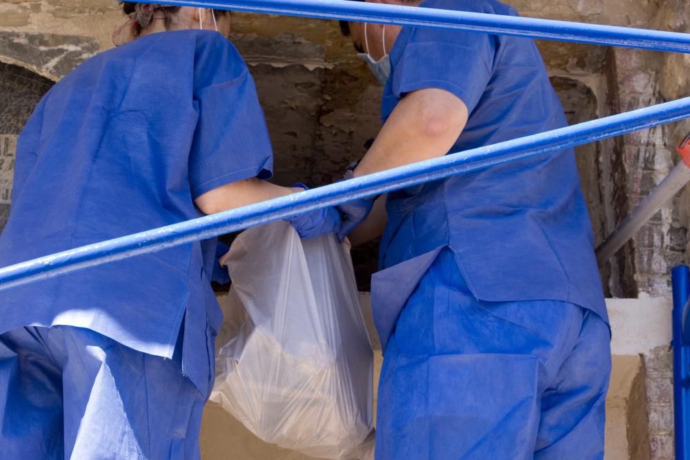 Exhumación fusilados de la guerra civil en el cementerio de Ontinyent