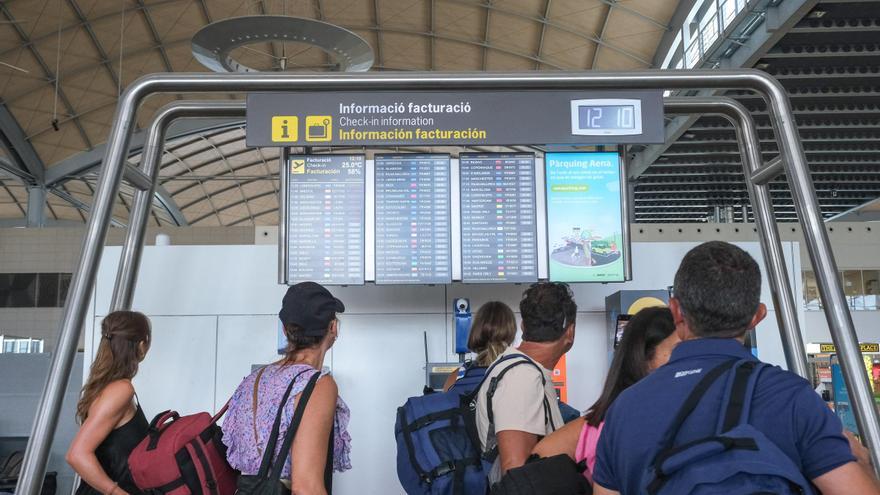 La huelga en Iberia obliga a cancelar ocho vuelos en el aeropuerto de Alicante-Elche