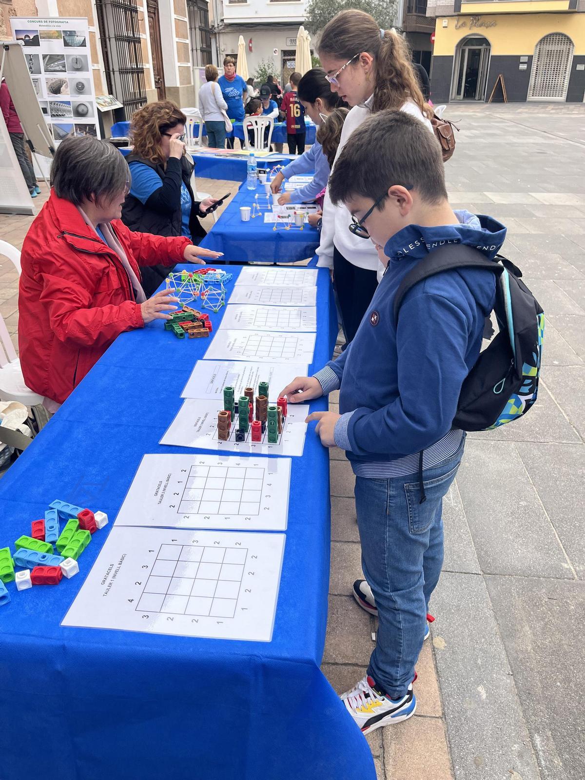 Una imatge de la jornada ‘Matemàtiques al carrer’ que acollí l'any passat el poble de Betxí, a la Plana Baixa.