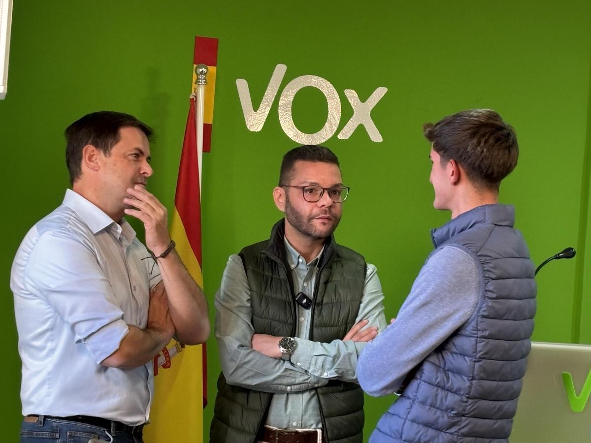 El portavoz del Grupo Municipal Vox en Jumilla, Juan Agustín Carrillo, en la sede del partido de Murcia.