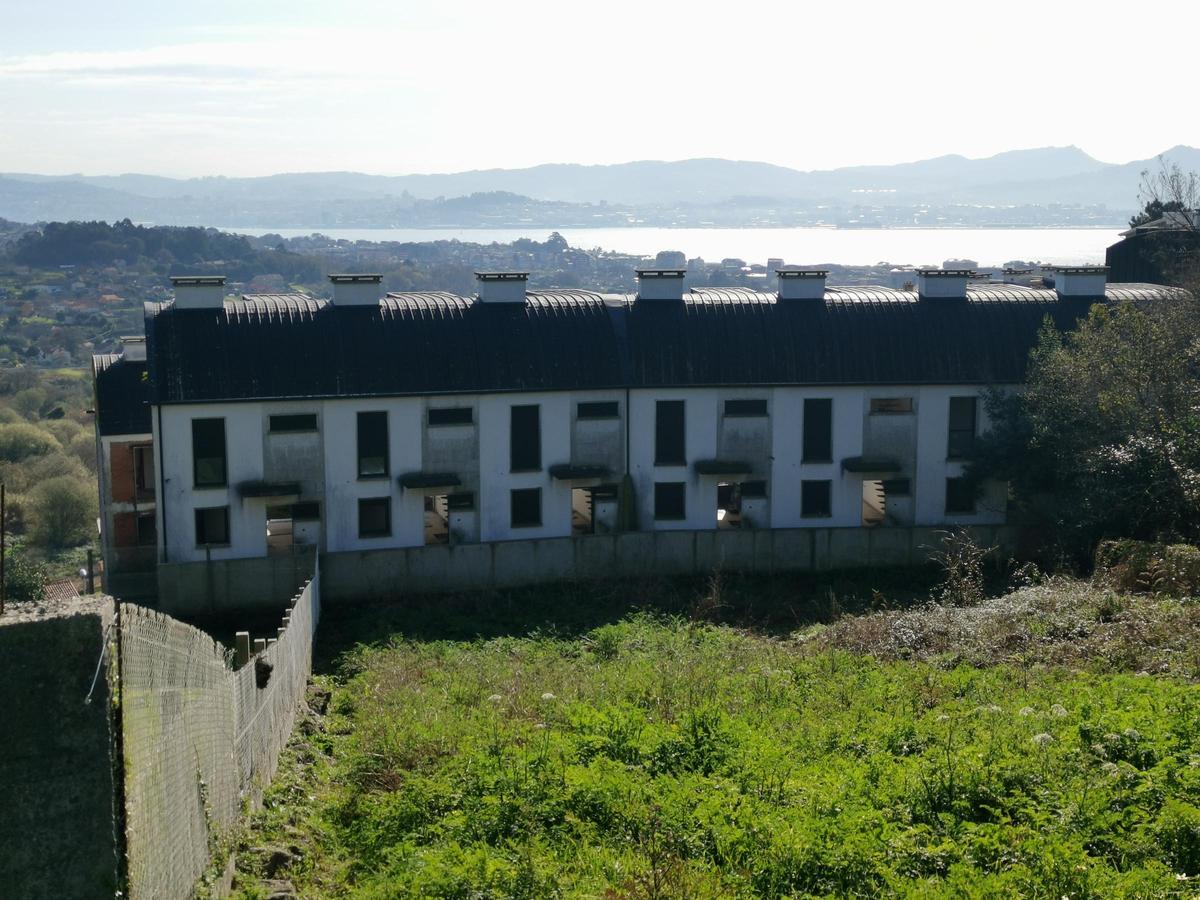 Chalés ilegales de A Regueira.