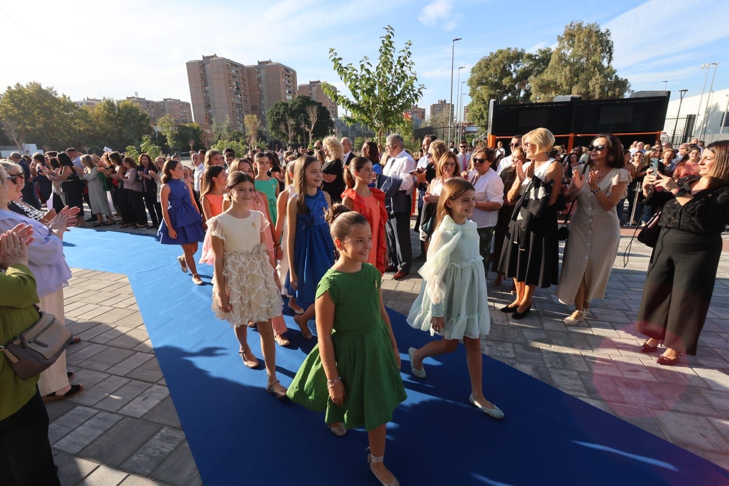 Así está el ambiente en el estreno de las fallas en el Roig Arena