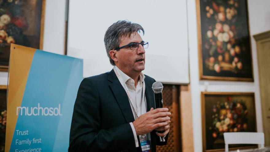 Manuel Giner, ceo de Muchosol, en una reciente presentación de la firma.