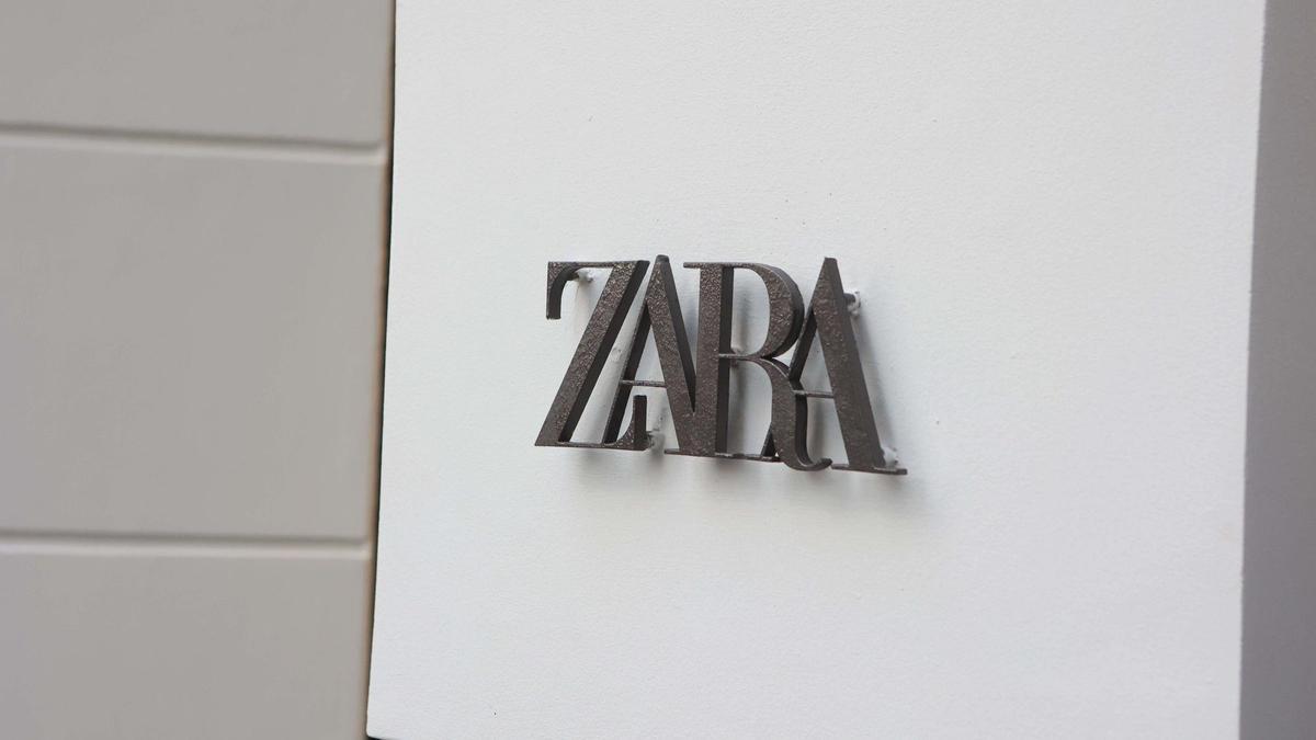 Reinauguración de la primera tienda de Zara: un homenaje a la Marina y una colección exclusiva
