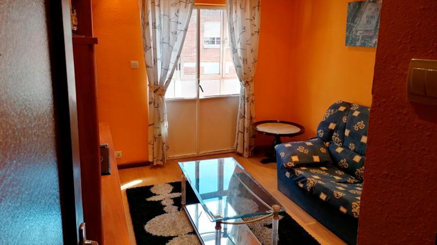 El chollo con terraza que se pone a la venta en Mieres: tres habitaciones, soleado y con trastero por menos de 60.000 euros
