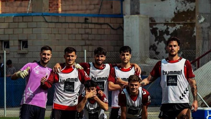 El líder Eldense defiende su posición por primera vez