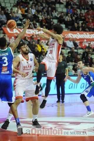 Victoria del UCAM CB frente al Anwil