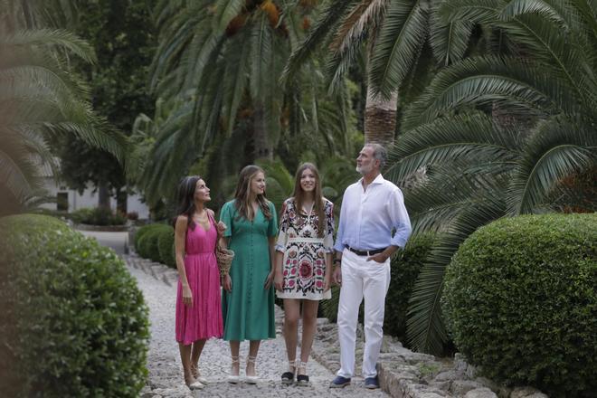 La Familia Real visita los Jardines de Alfàbia, en Mallorca