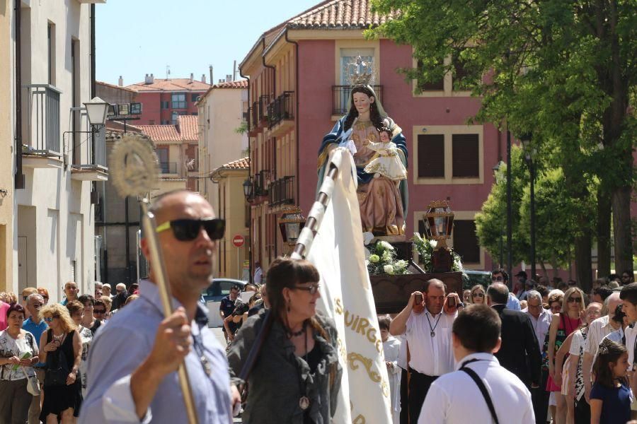 Procesión de la Virgen de la Salud.