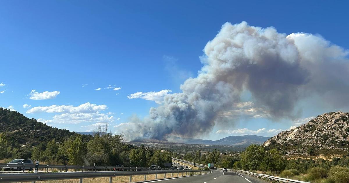Incendio en Lozoyuela.