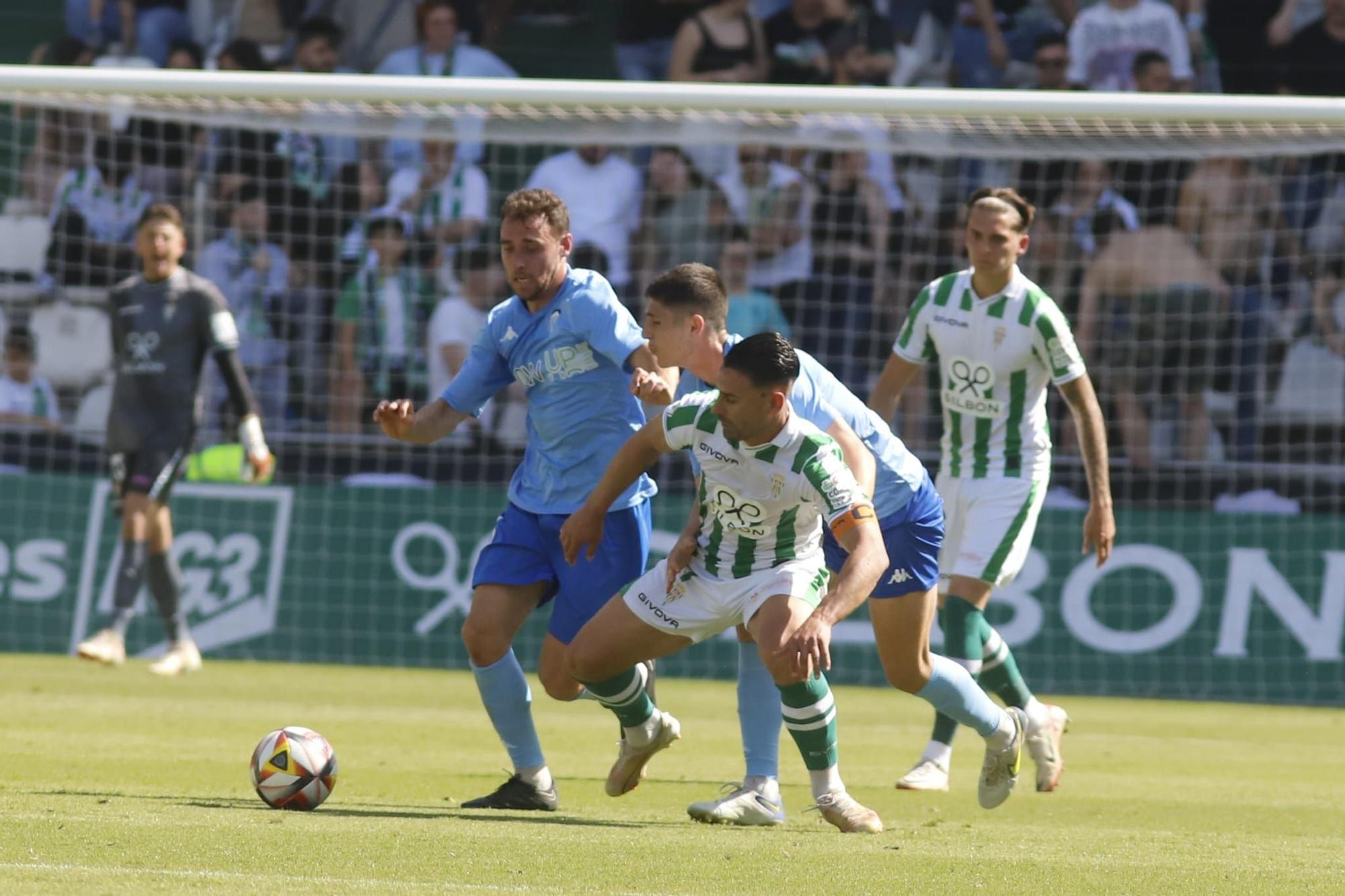 Córdoba CF-Alcoyano: las imágenes del partido en El Arcángel