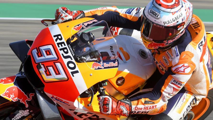 Márquez doblega a las Ducati en los segundos libres