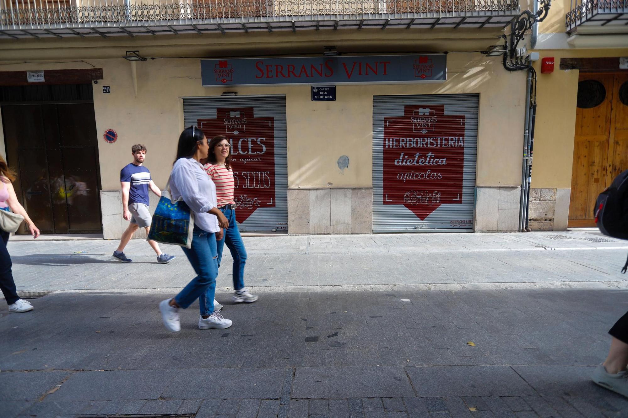 El comercio tradicional desaparece del centro de València por los altos alquileres