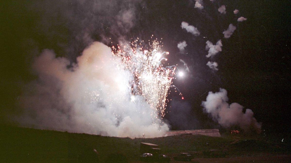 FIRES I FESTES DE SANTA CREU. FOCS ARTIFICIALS