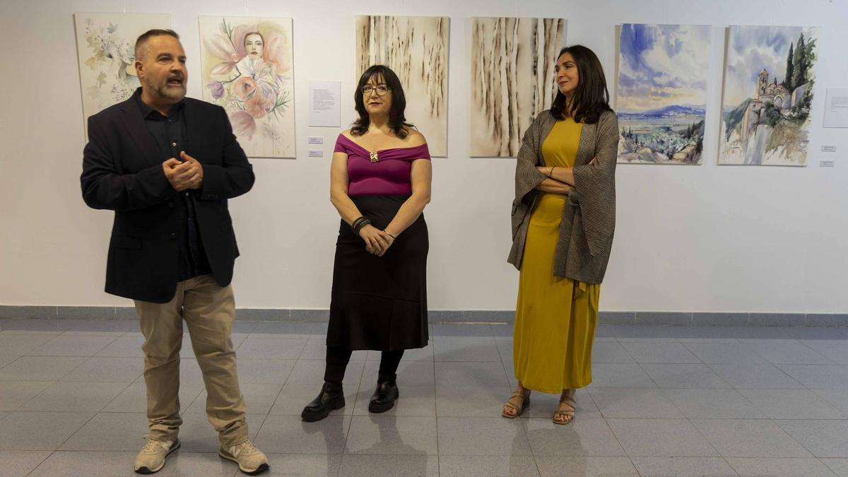 “Equinoccios”: tres artistas trazan un relato visual a través de la acuarela