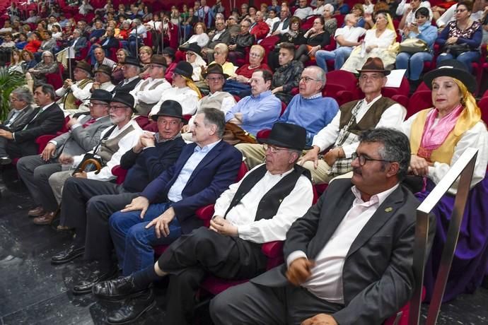 Entrega de los premios Cachorros de Honor