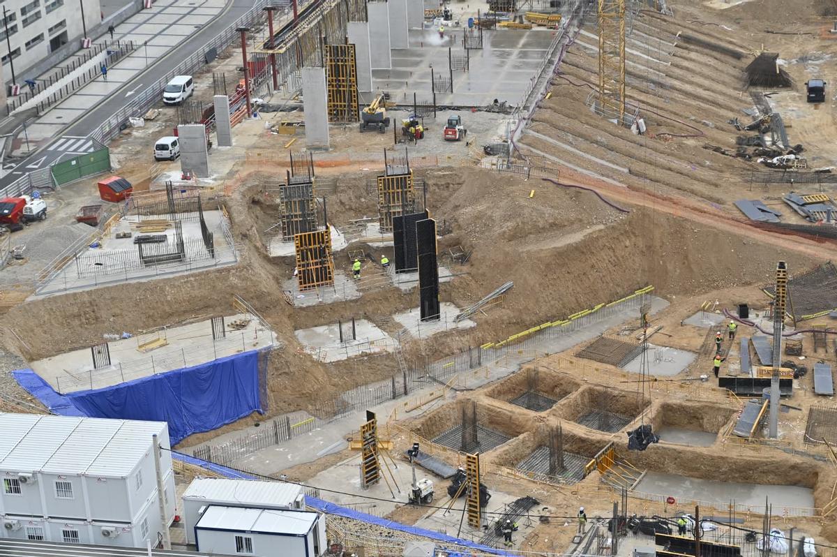 En imágenes | Una Cincomarzada atípica en Zaragoza: el Tío Jorge vacío y las máquinas trabajando en San Miguel y La Romareda