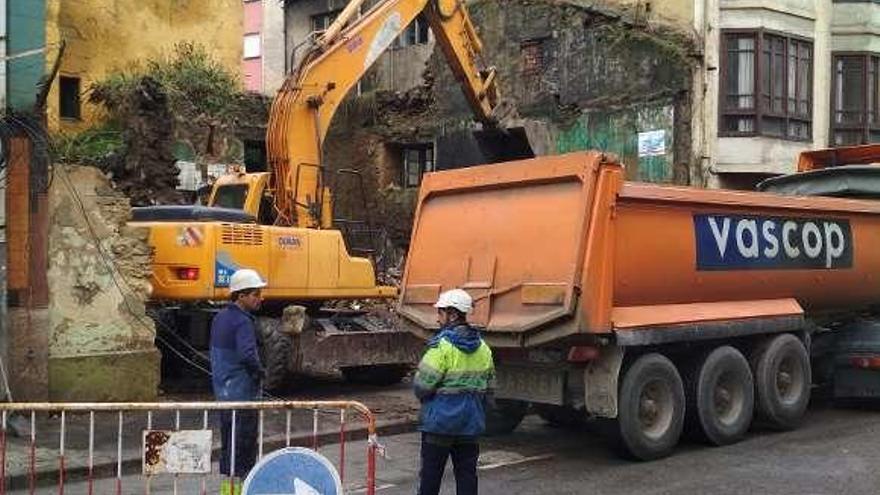 El plan de derribos avanza con una nueva demolición en la calle Schultz